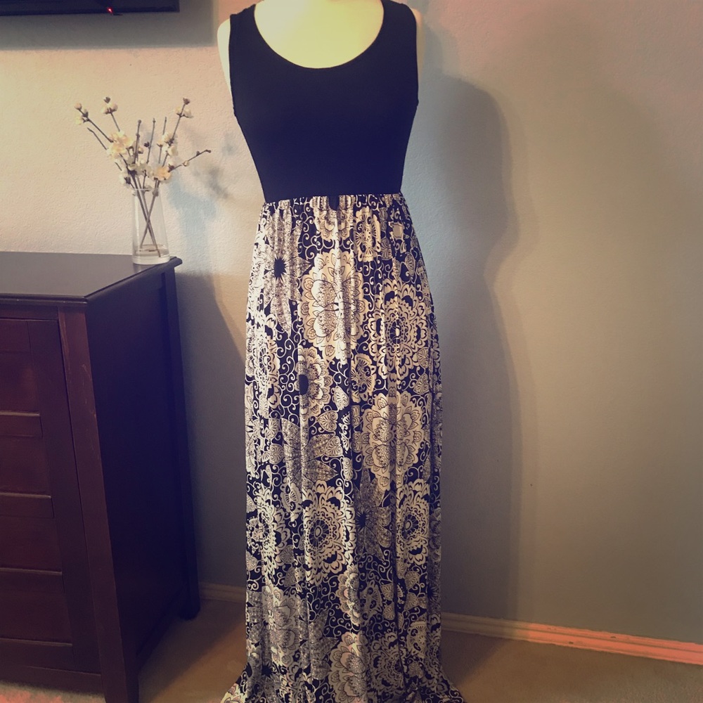 Black and White Maxi Dress